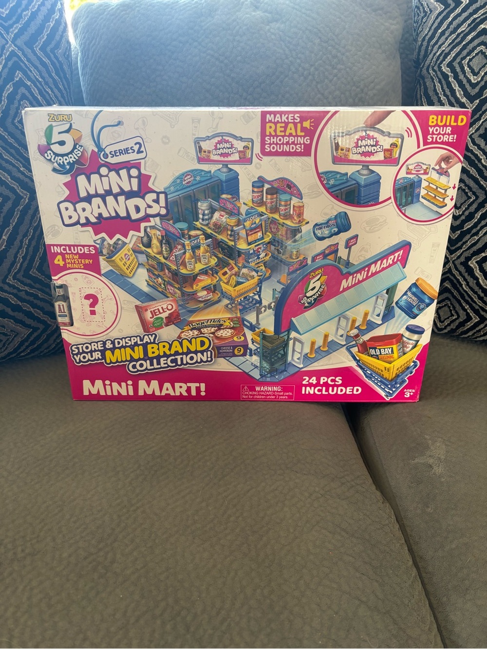 ZURU Mini Brands Series 2 Mini Mart Playset - Pink